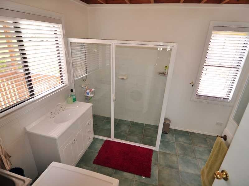 42 Chuter Street, Deep Bay TAS 7112