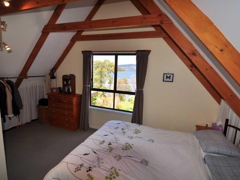 42 Chuter Street, Deep Bay TAS 7112