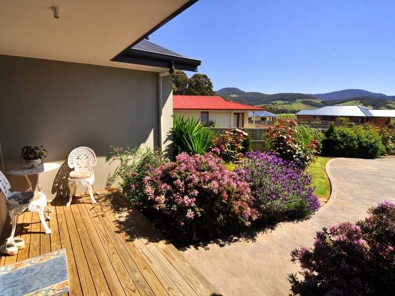 7 Pear Tree Close, Huonville TAS 7109