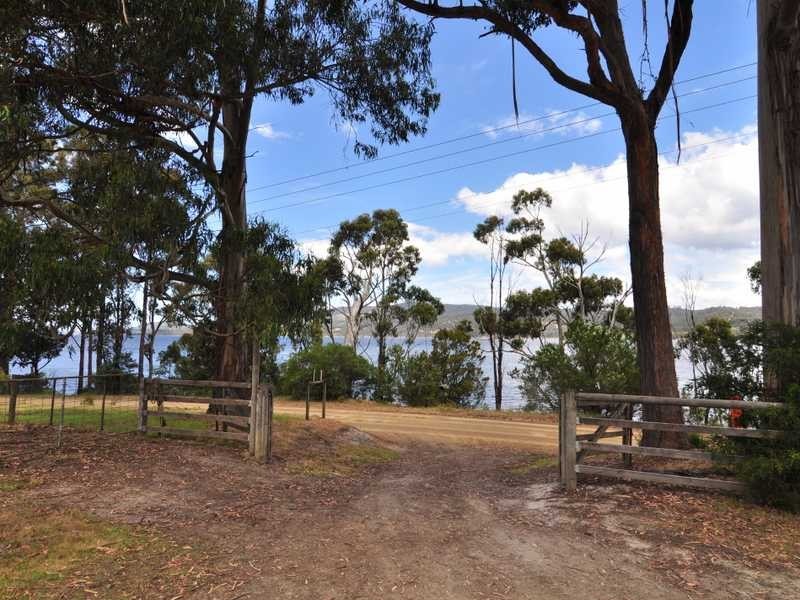 190 Cygnet Coast Road, Lymington TAS 7109