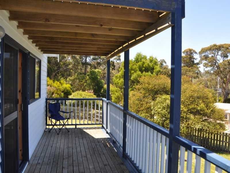 Verona Sands TAS 7112