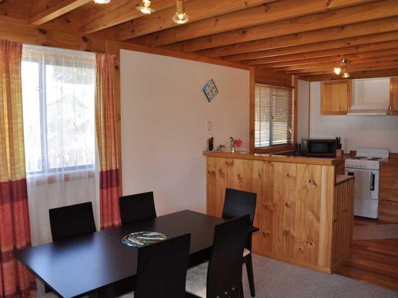 Verona Sands TAS 7112