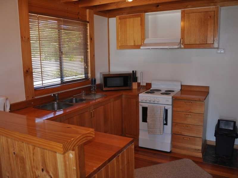 Verona Sands TAS 7112