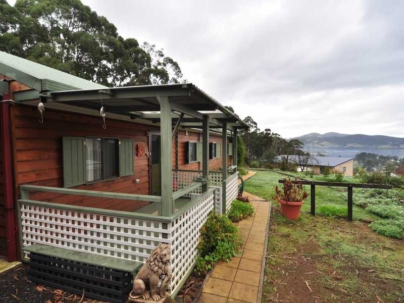 24 Percy Street, Port Huon TAS 7116
