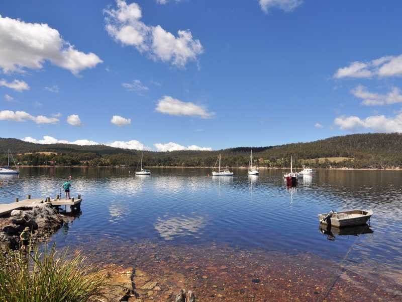 55 Chuter Street, Deep Bay TAS 7112