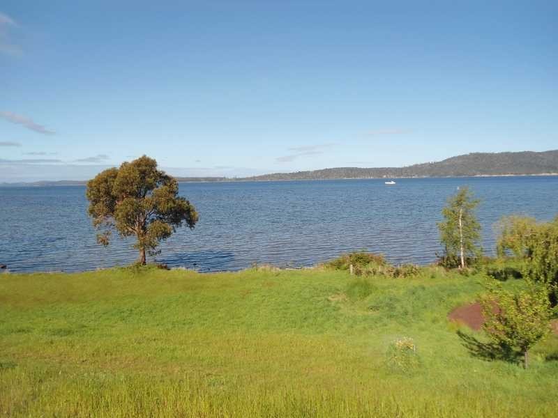 Lot 2 Channel Highway, Gordon TAS 7150
