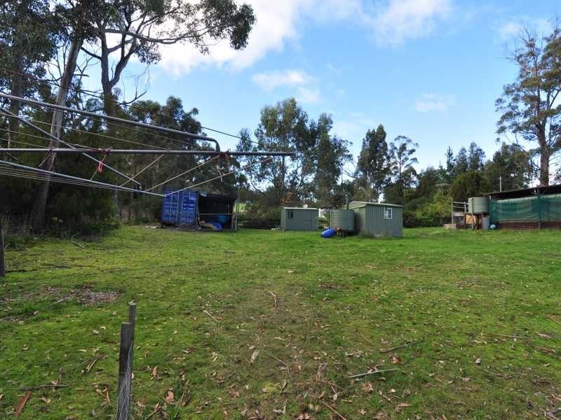 35 Sandrock Loop, Abels Bay TAS 7112