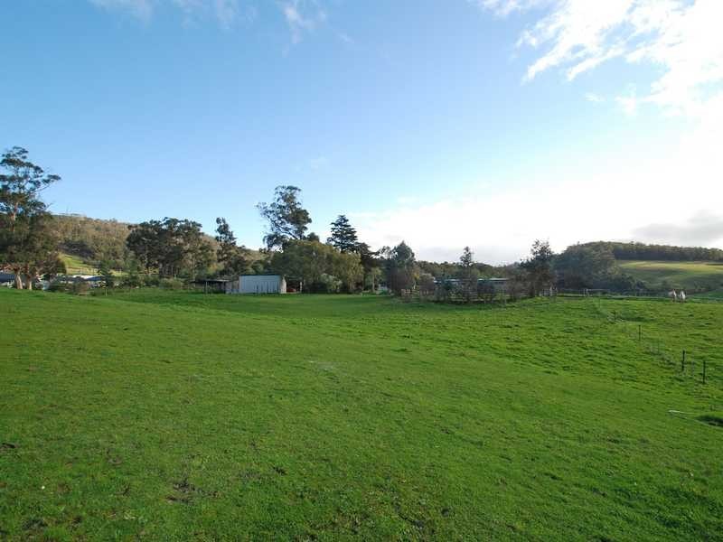 20 Emma St, Cygnet TAS 7112