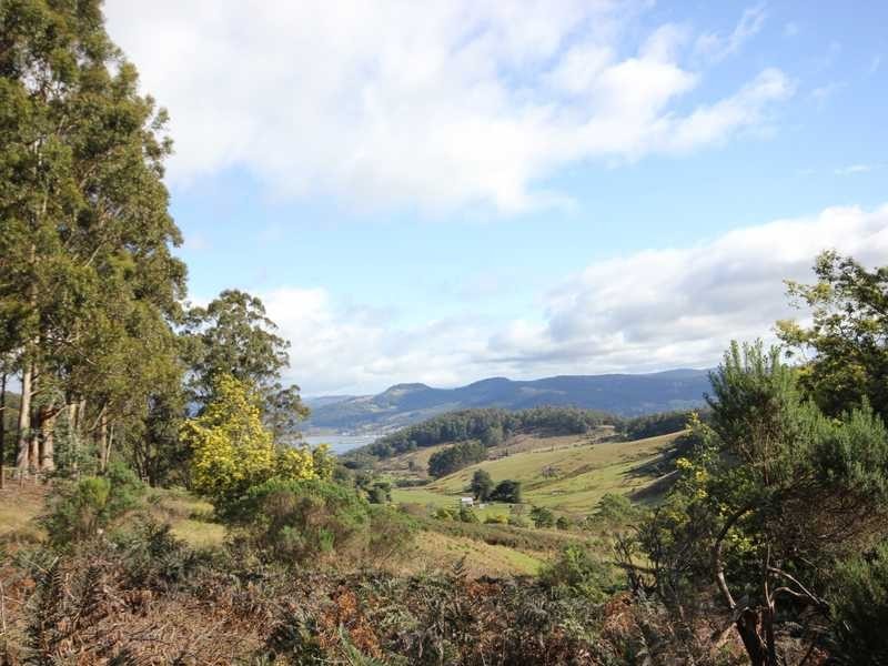 30 Ginns Road, Wattle Grove TAS 7109