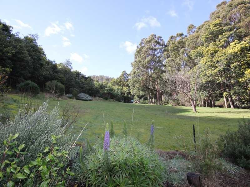 30 Ginns Road, Wattle Grove TAS 7109