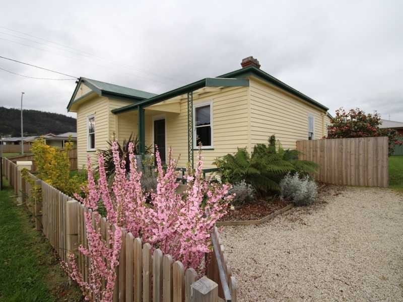 40 Agnes Street, Ranelagh TAS 7109