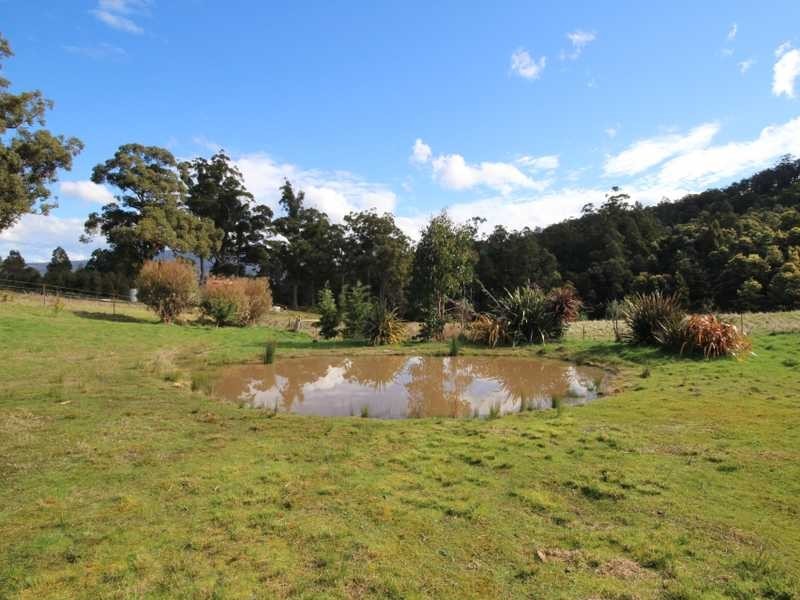 93 Sunday Hill Road, Petcheys Bay TAS 7109