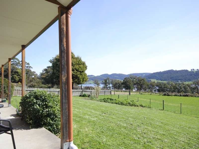 69 Graces Road, Glaziers Bay TAS 7109