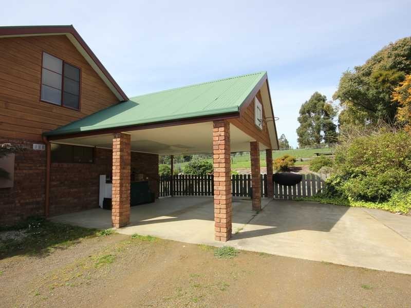 69 Graces Road, Glaziers Bay TAS 7109