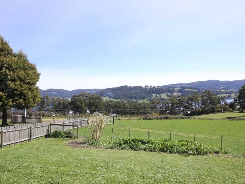 69 Graces Road, Glaziers Bay TAS 7109