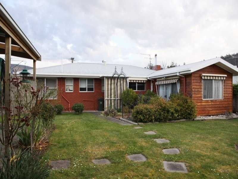 14 Stride Street, Huonville TAS 7109