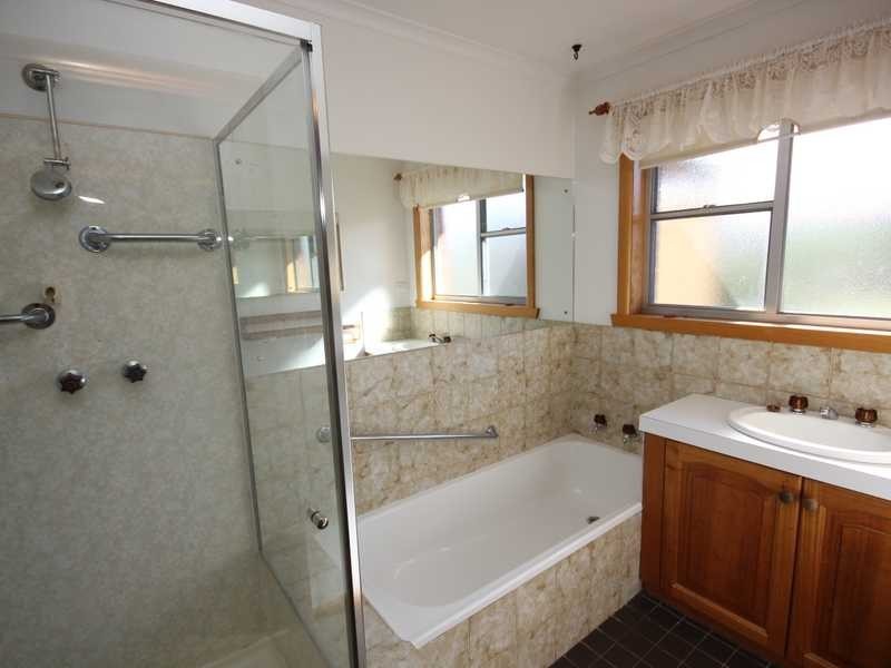 14 Stride Street, Huonville TAS 7109