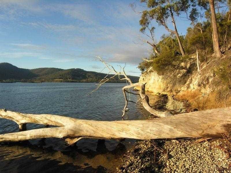 107 Esperance Coast Road, Surges Bay TAS 7116