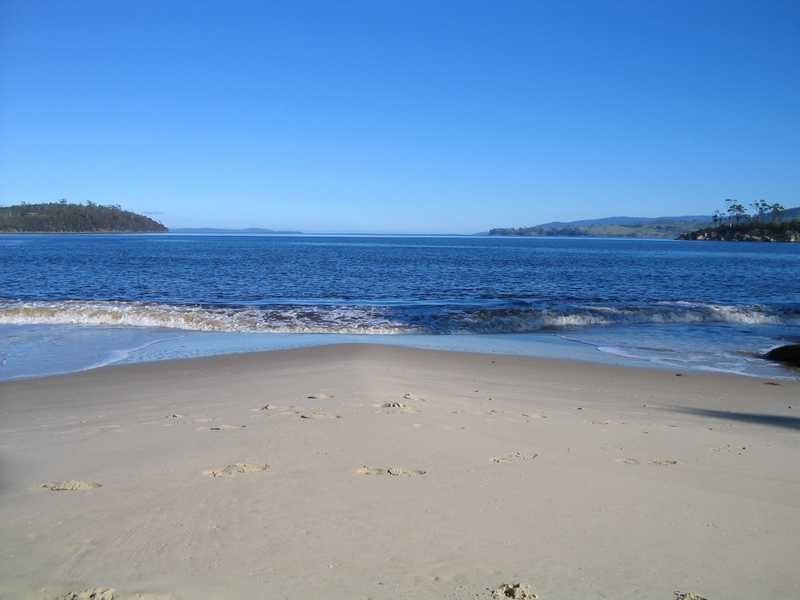 60 Williams Road, Randalls Bay TAS 7112