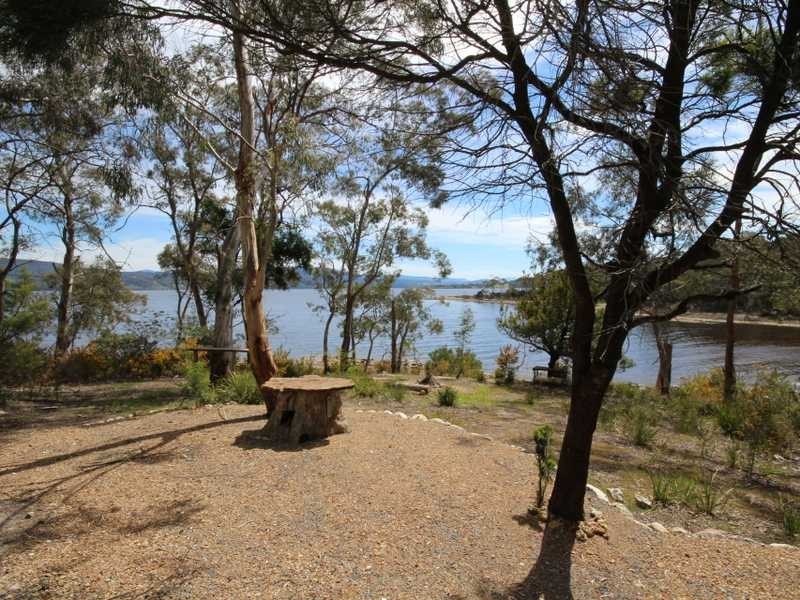 498 Abels Bay Road, Abels Bay TAS 7112