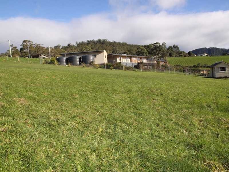 8 Turners Drive, Kettering TAS 7155