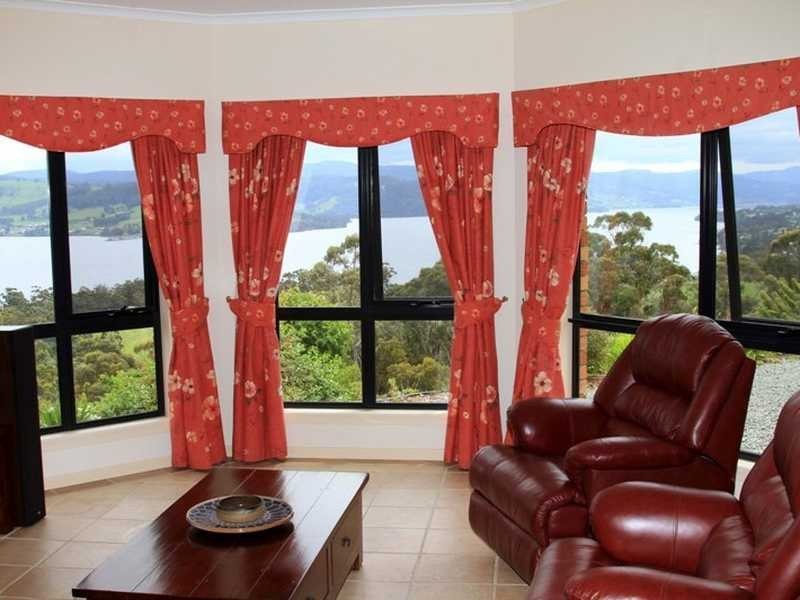 860 Cygnet Coast Road, Wattle Grove TAS 7109