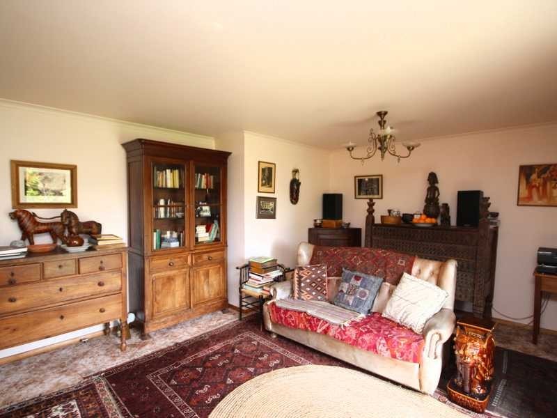 8 Gordons Road, Gardners Bay TAS 7112