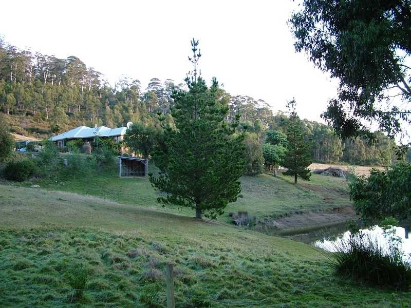 8 Gordons Road, Gardners Bay TAS 7112