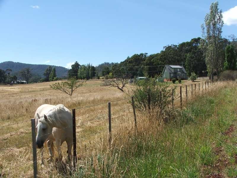 1058 Woodbridge Hill Road, Gardners Bay TAS 7112