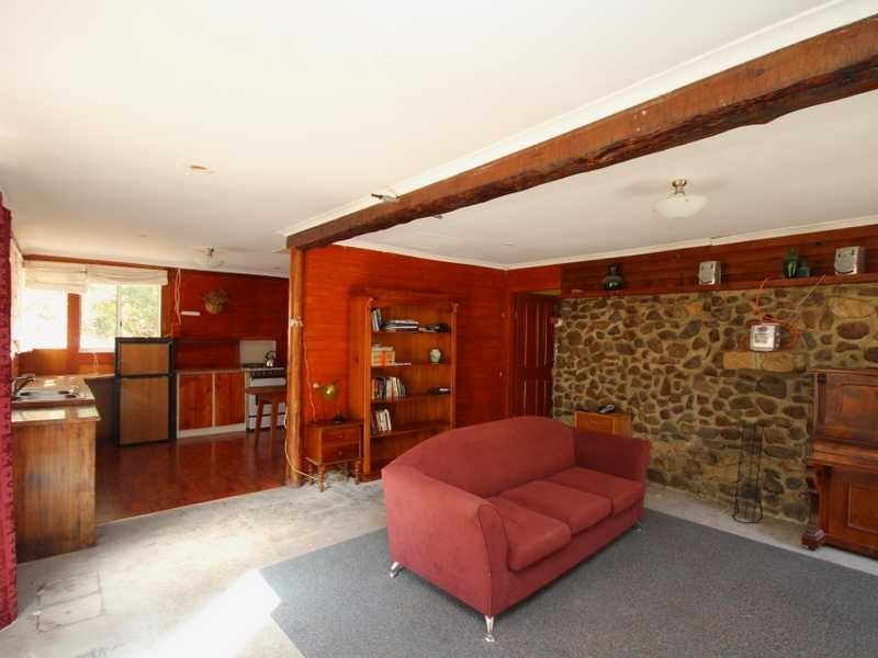 228 Cross Road, Gardners Bay TAS 7112