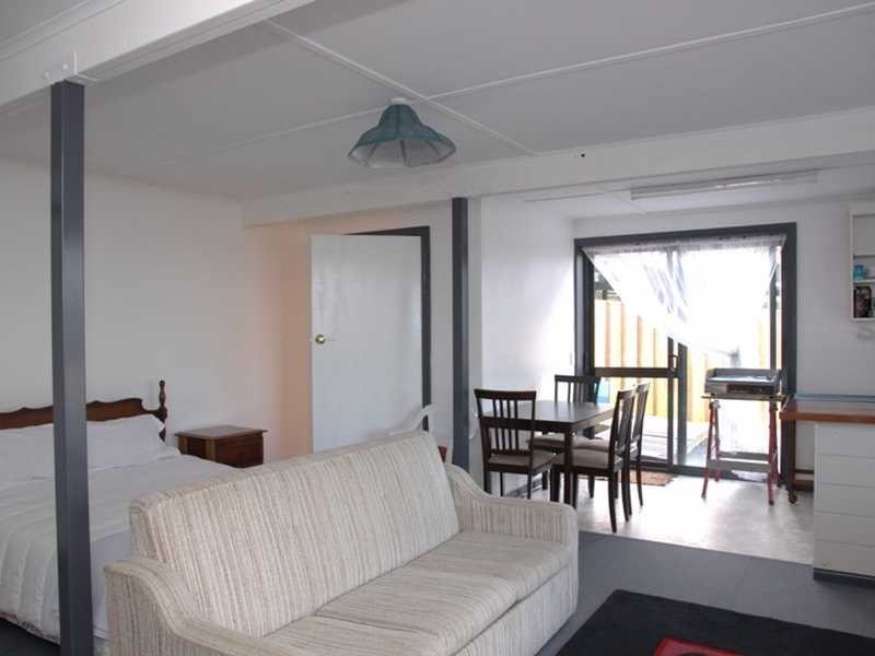 8 Crooke St, Port Huon TAS 7116