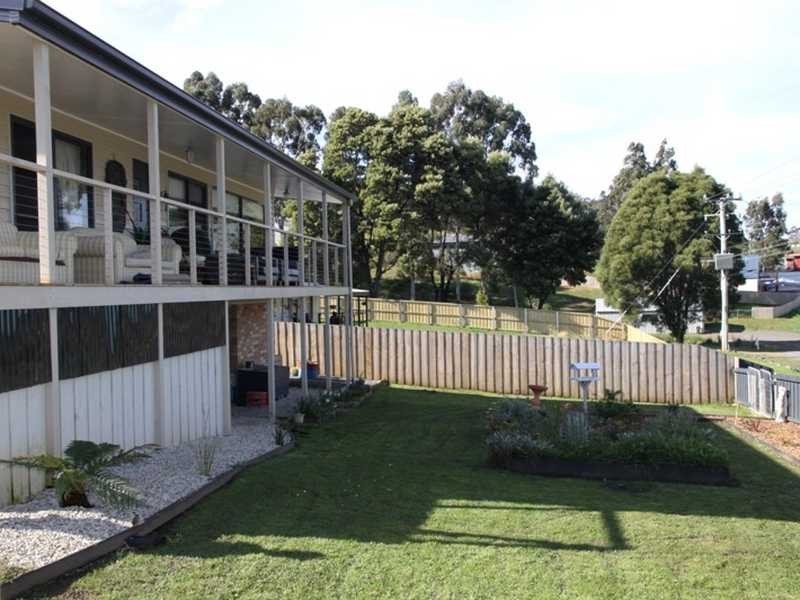 8 Crooke St, Port Huon TAS 7116