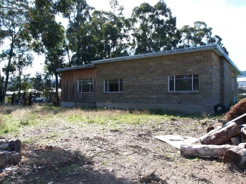 193-195 Main Street, Huonville TAS 7109