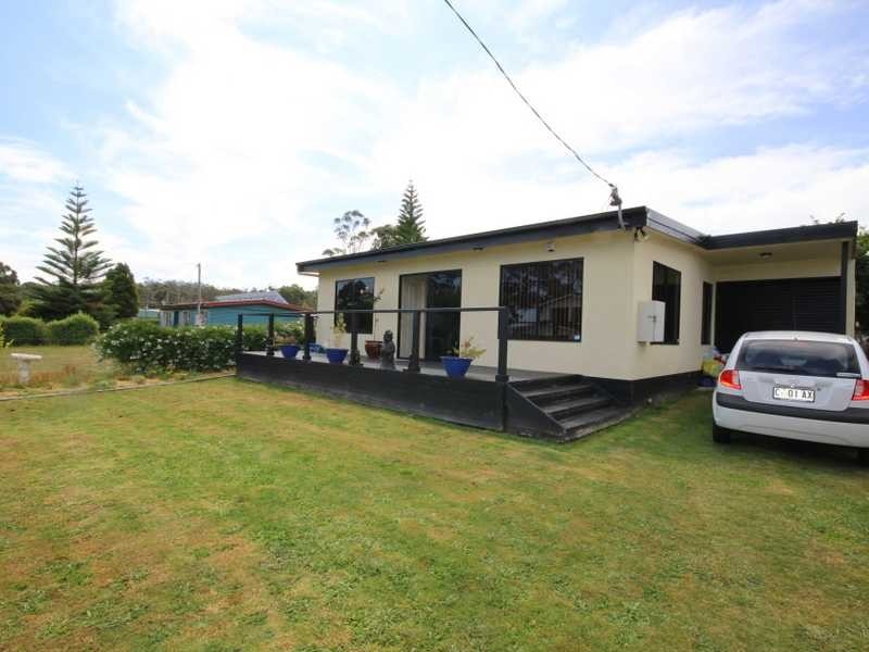 18 Lovering Ave, Verona Sands TAS 7112