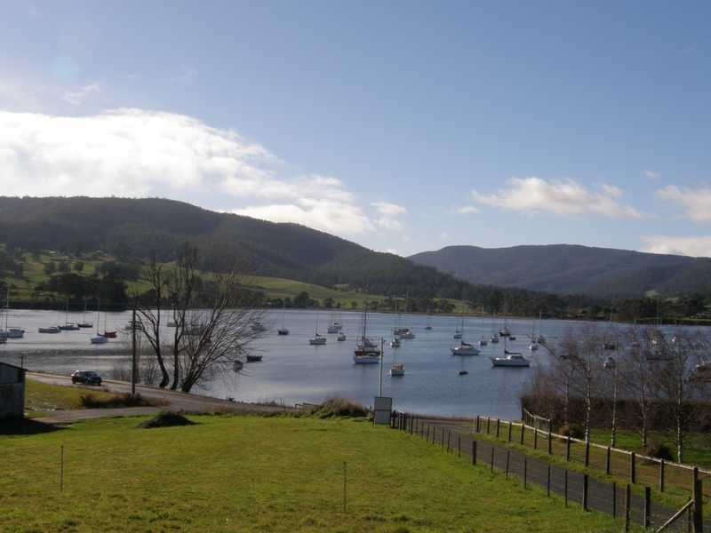 3 Brookdale Close, Cygnet TAS 7112