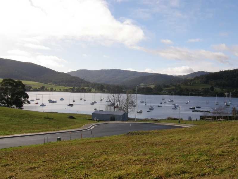 3 Brookdale Close, Cygnet TAS 7112