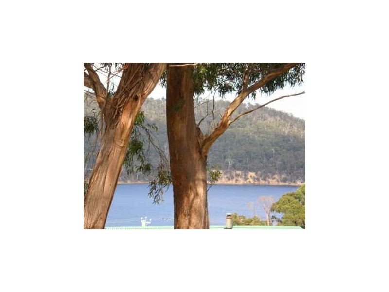 25 Glovers Road, Deep Bay TAS 7112