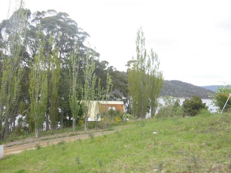 20 Chuter Street, Deep Bay TAS 7112