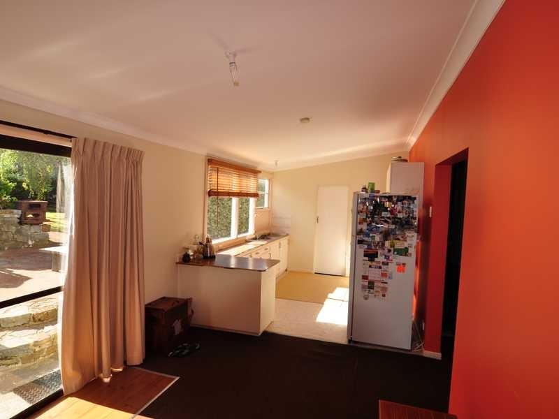 Deep Bay TAS 7112