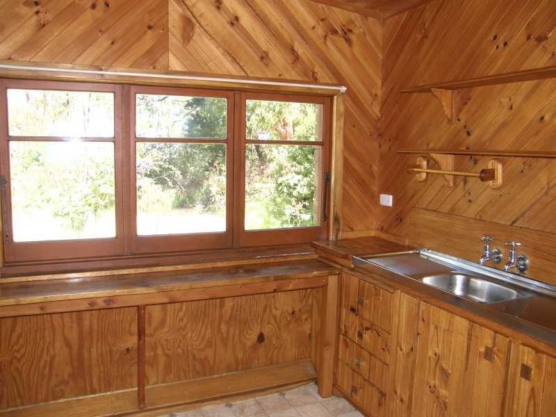 Verona Sands TAS 7112