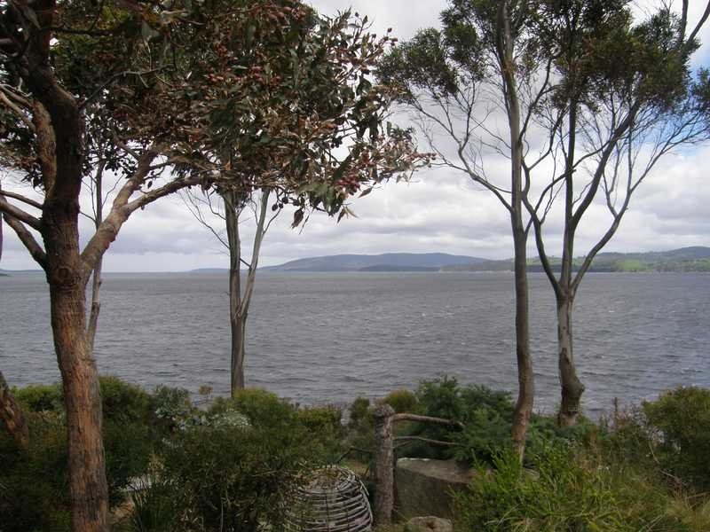 Charlotte Cove TAS 7112