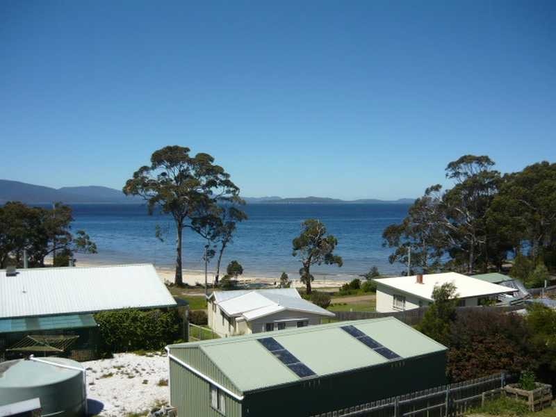 Verona Sands TAS 7112