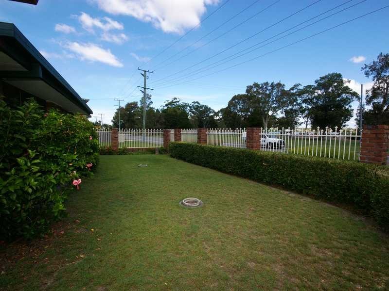 61 Sylvan Beach Esplanade, Bellara QLD 4507