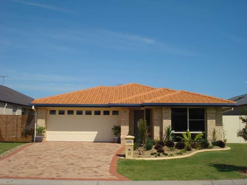 Sandstone Point QLD 4511