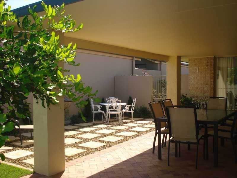 Sandstone Point QLD 4511