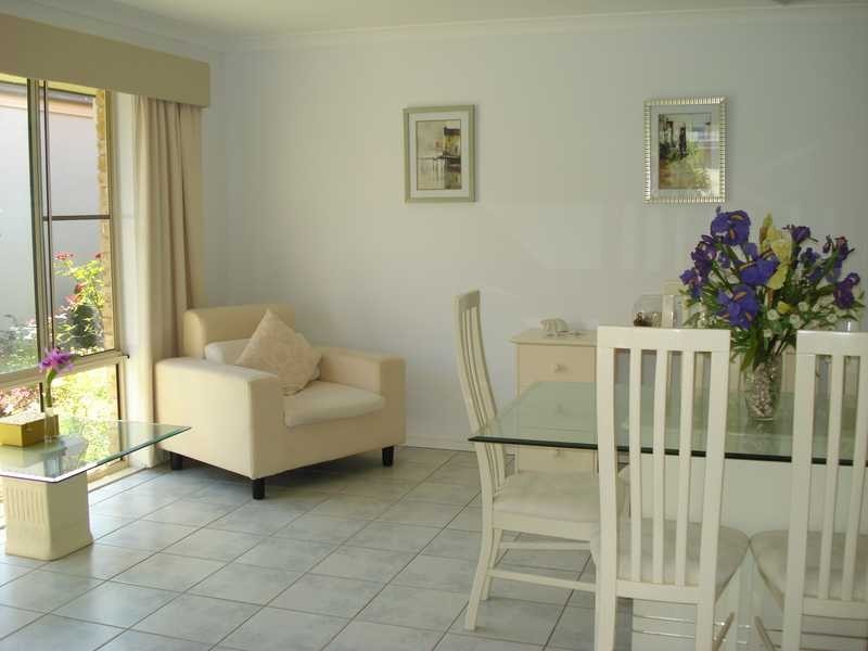 Sandstone Point QLD 4511