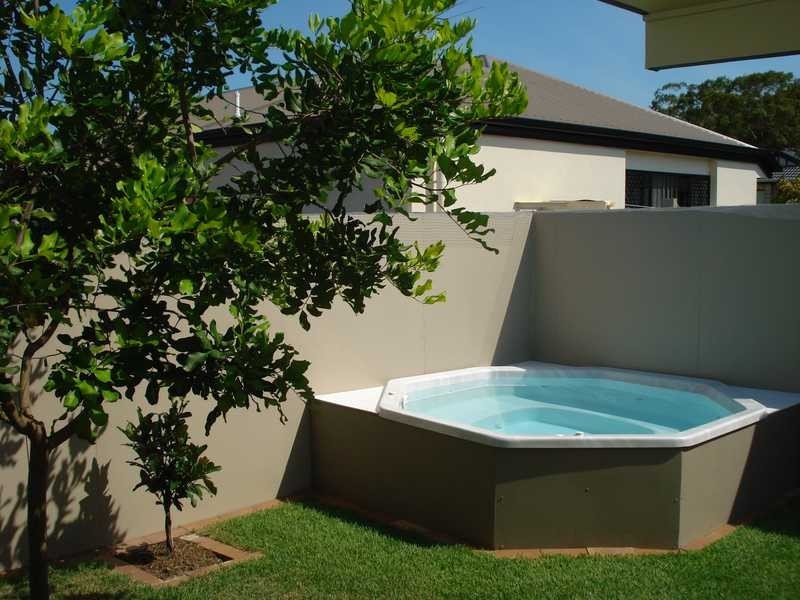 Sandstone Point QLD 4511