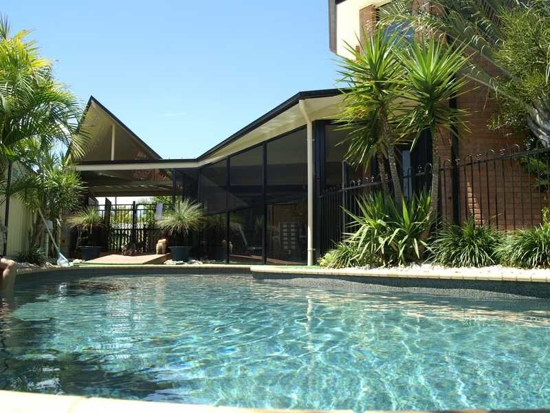 7 Mainbrace Ct, Banksia Beach QLD 4507