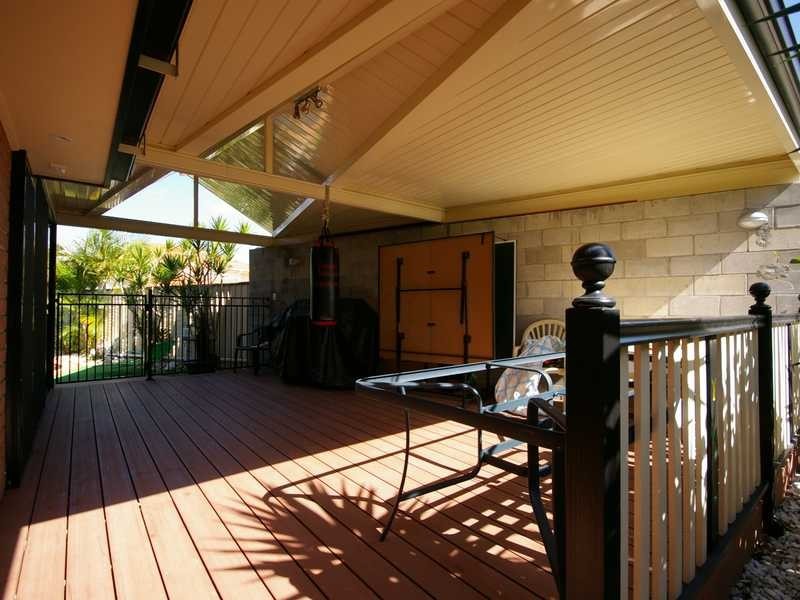 7 Mainbrace Ct, Banksia Beach QLD 4507