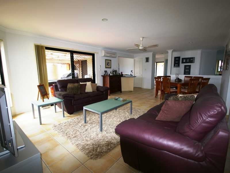 Sandstone Point QLD 4511